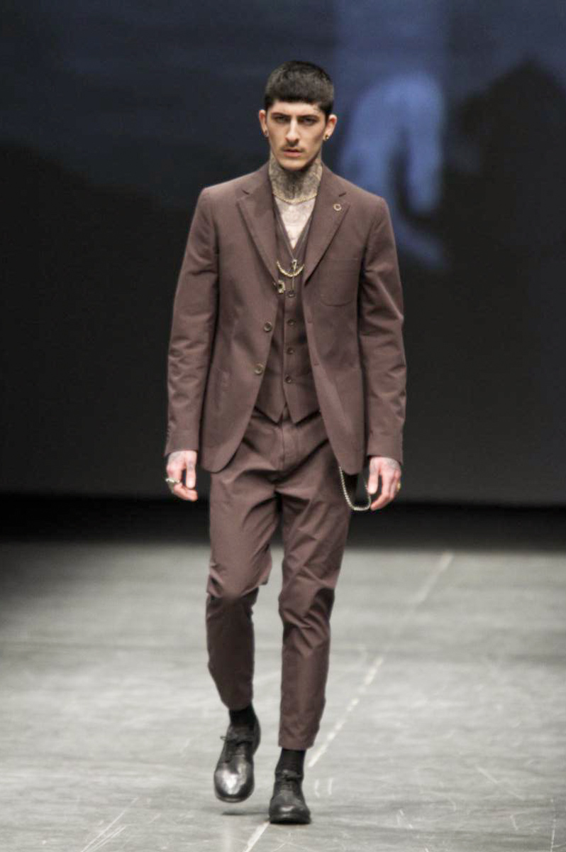 Diesel B G ful M F12 010