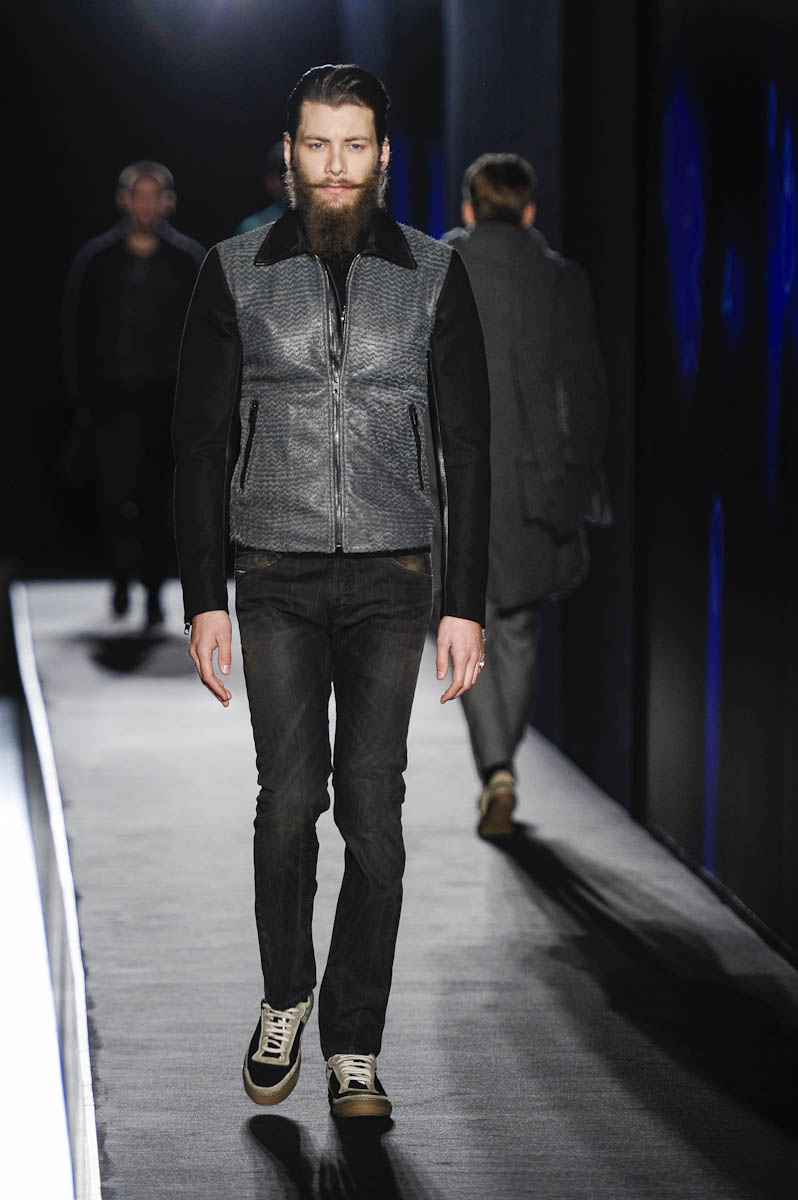 Diesel Black Gold ful M F13 031
