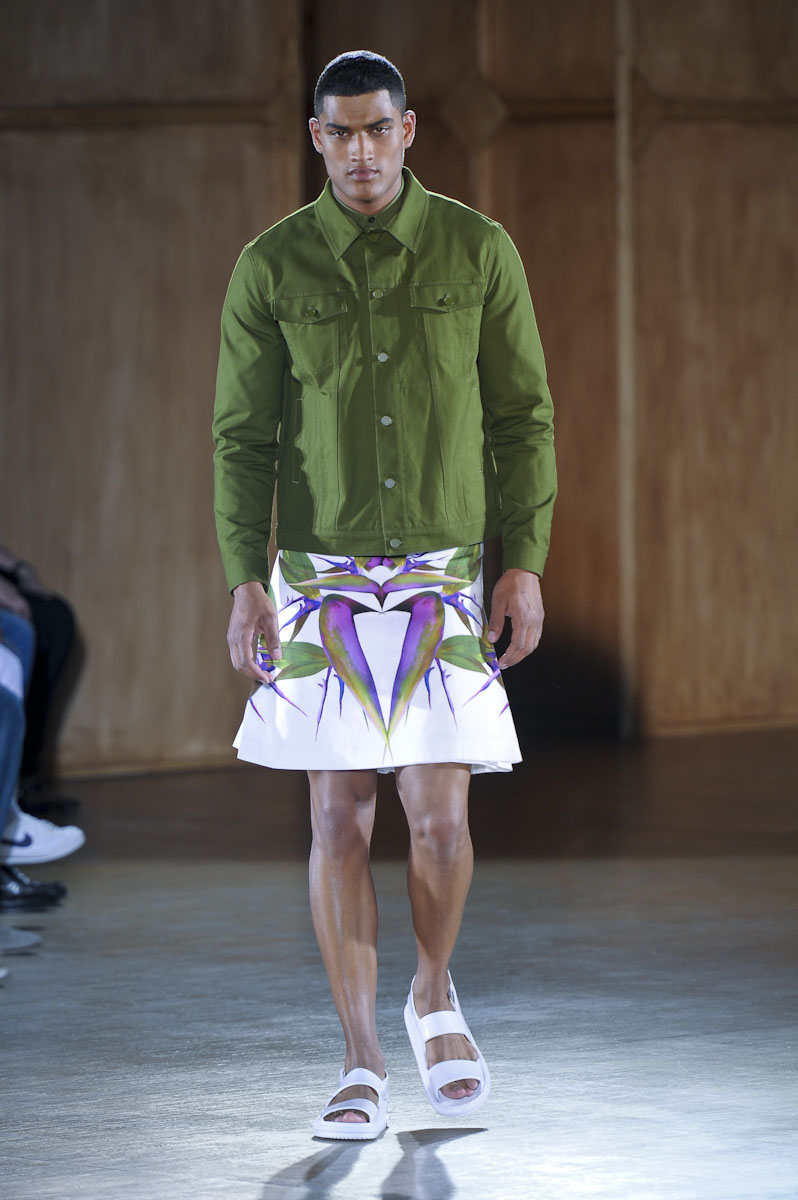 Givenchy M S12 002