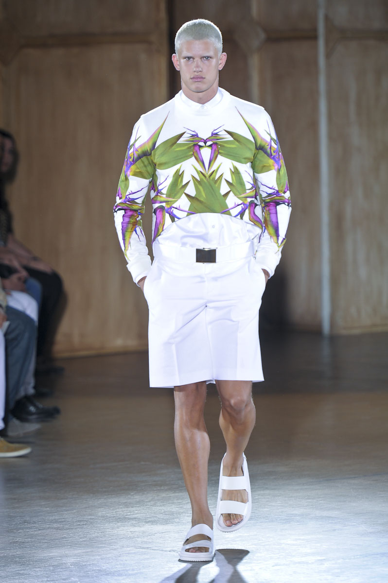 Givenchy M S12 008