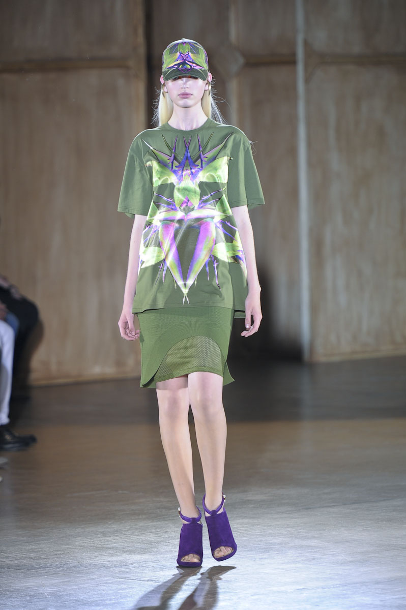 Givenchy M S12 018