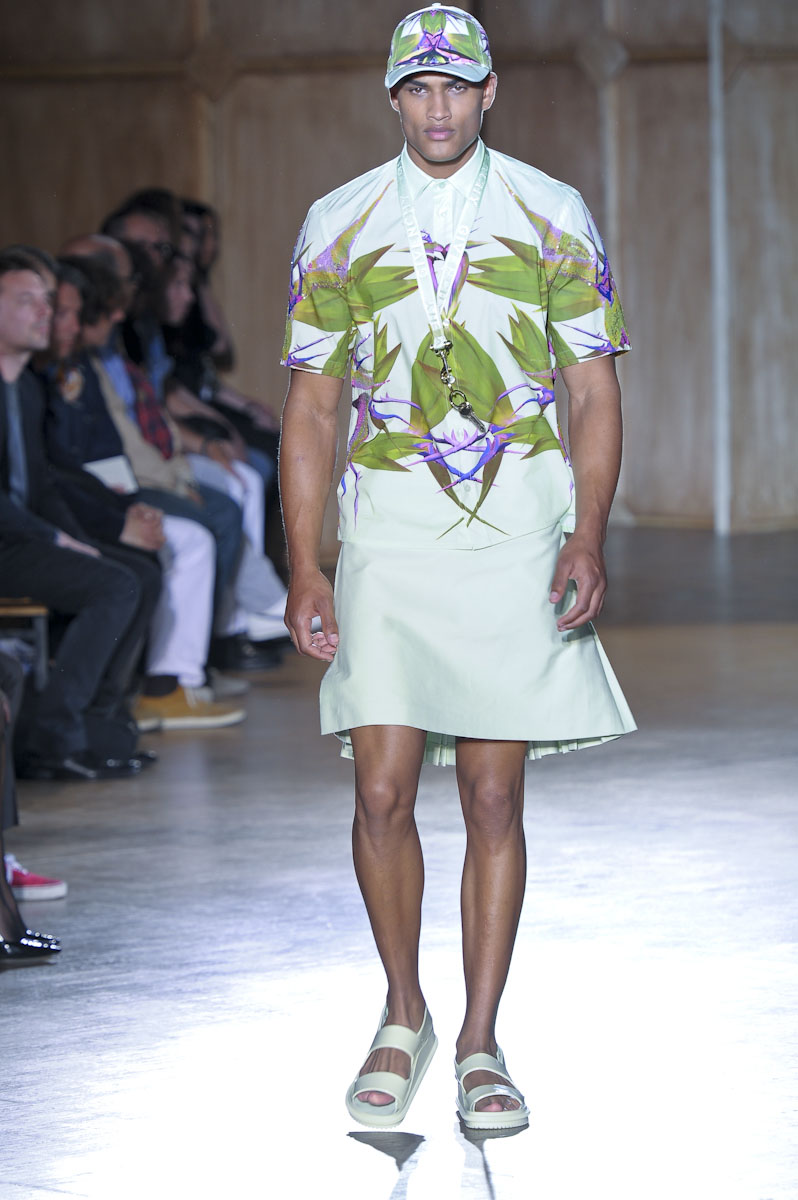 Givenchy M S12 040