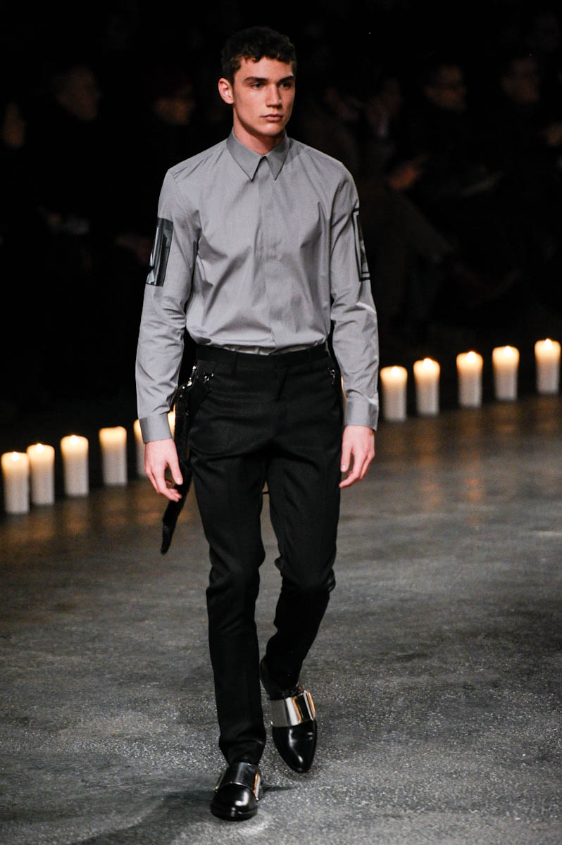 Givenchy ful M F13 010