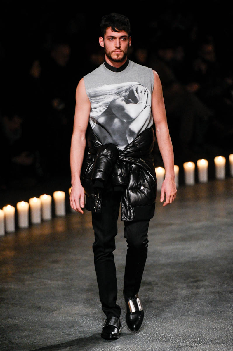 Givenchy ful M F13 022