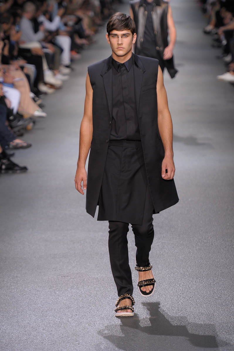 Givenchy ful M S13 035