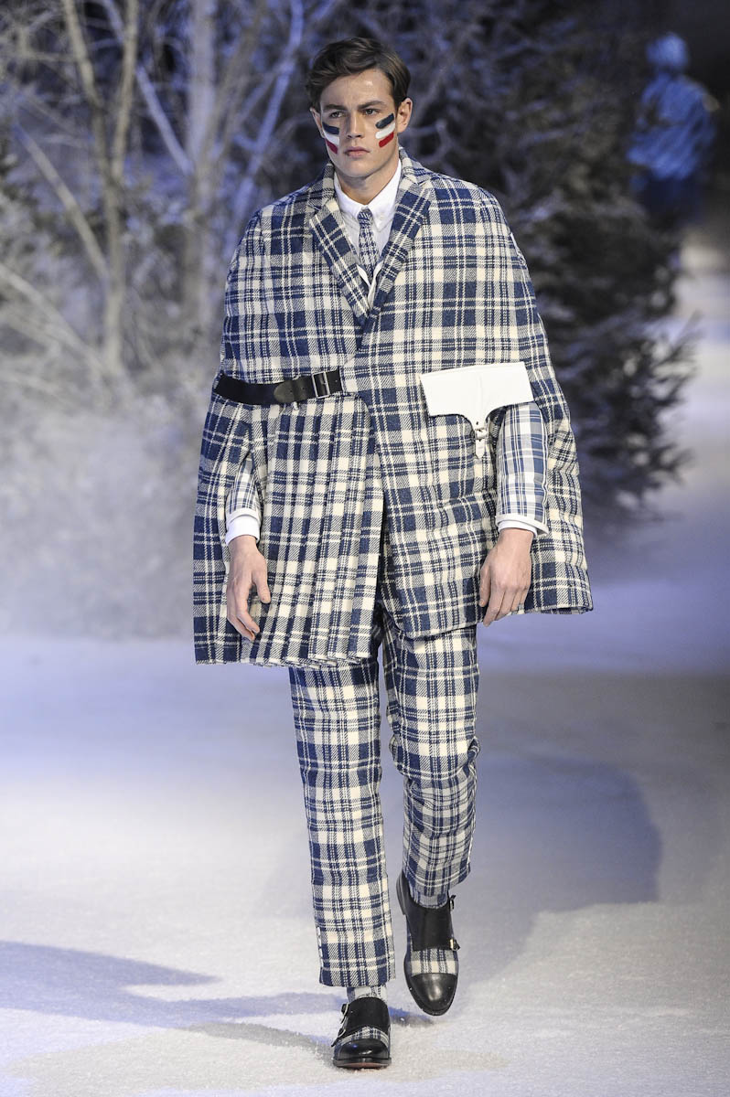 Moncler Gamme Bleu ful M F13 009
