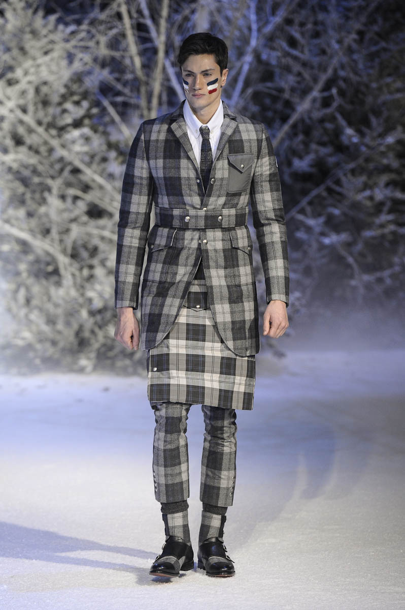 Moncler Gamme Bleu ful M F13 016