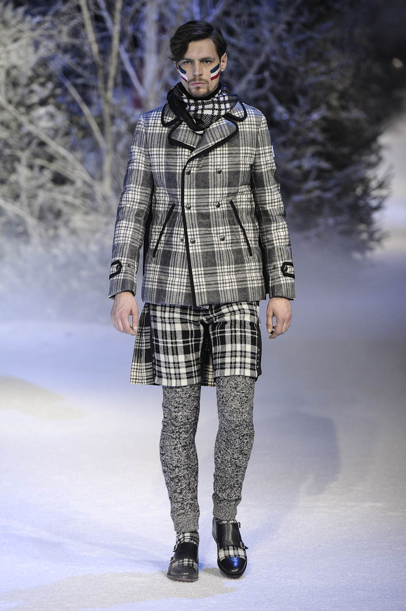 Moncler Gamme Bleu ful M F13 038