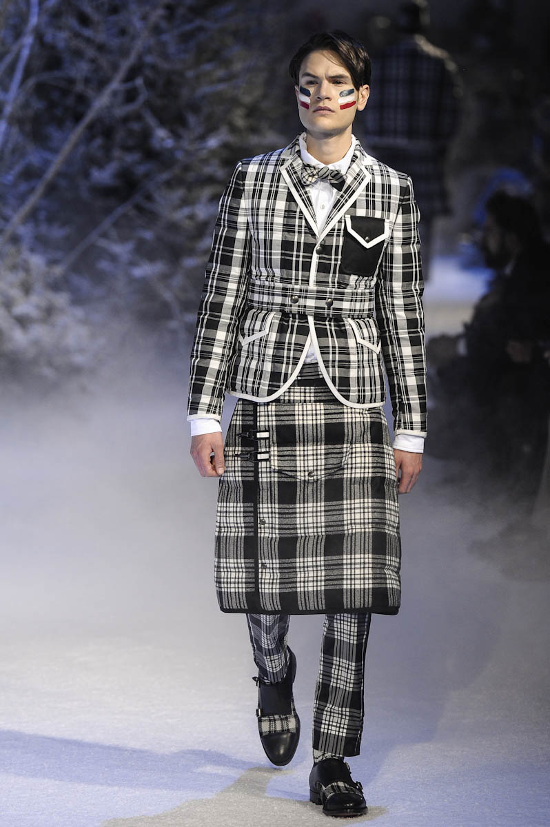 Moncler Gamme Bleu ful M F13 040