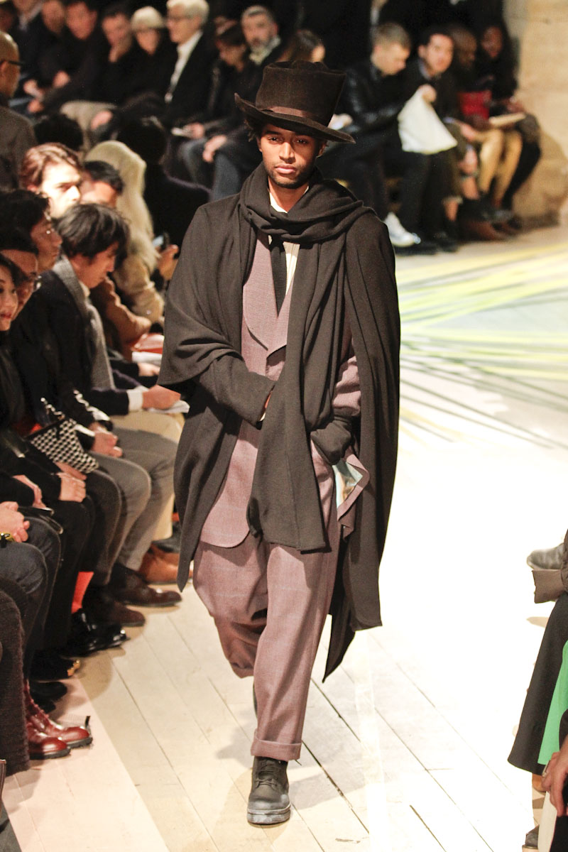 YOHJI YAMAMOTO FULL M.001
