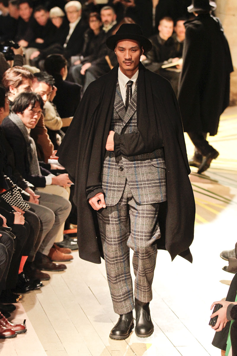 YOHJI YAMAMOTO FULL M.004
