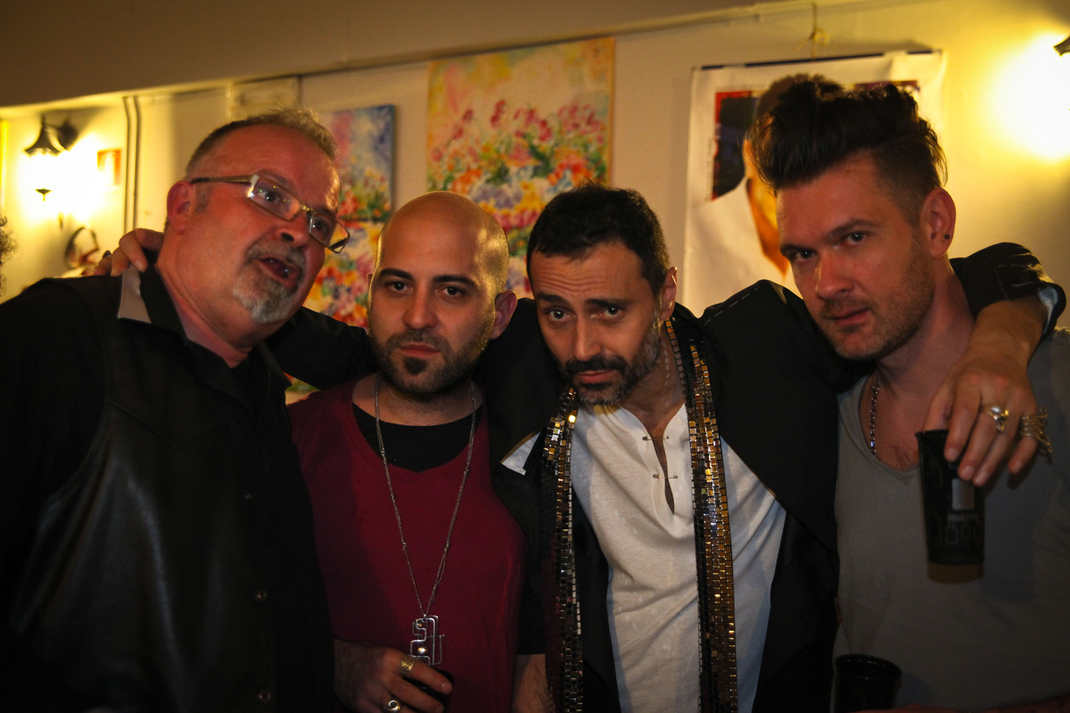 antonio di furia, proprietario della balera sala venezia, con giuliano sangiorgi dei negramaro, fabio novembre e andrea mariano3