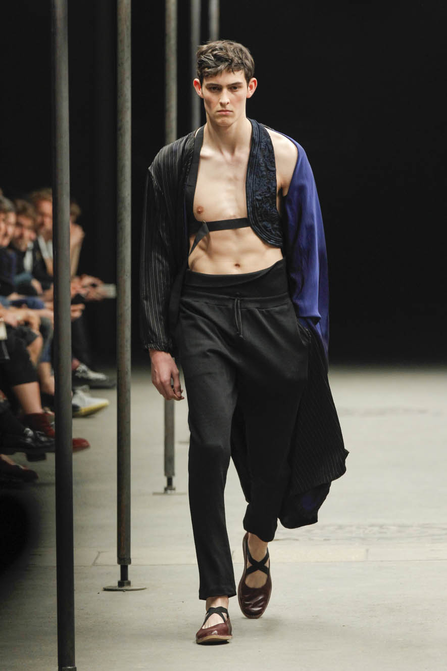 Dries-Van-Noten-ful-M-S15-P-001