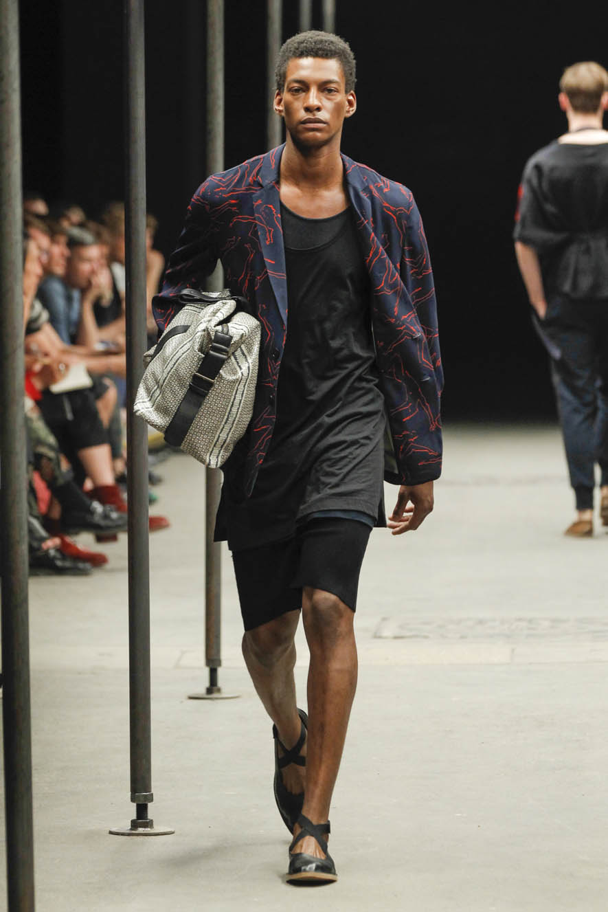 Dries-Van-Noten-ful-M-S15-P-022