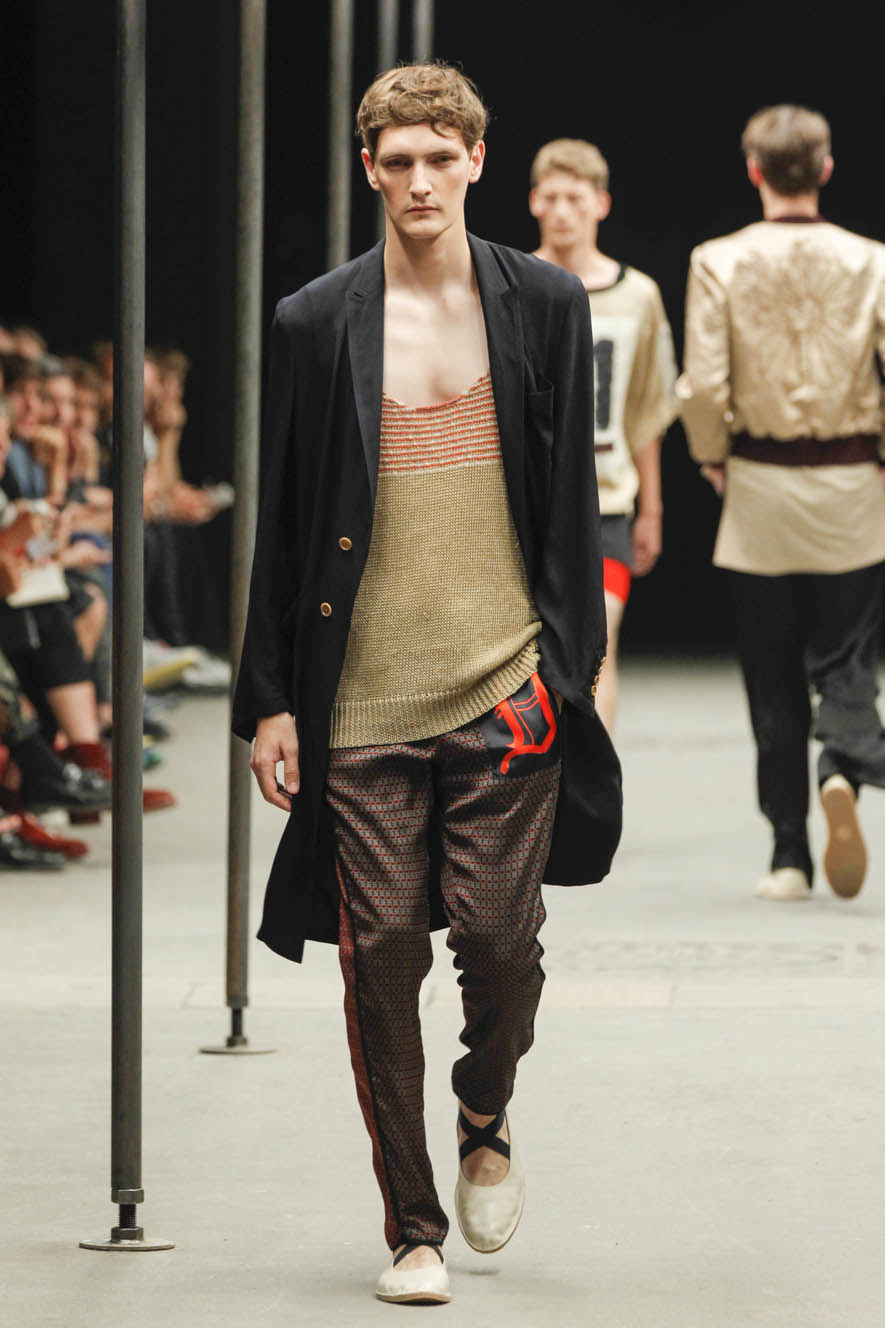 Dries-Van-Noten-ful-M-S15-P-032