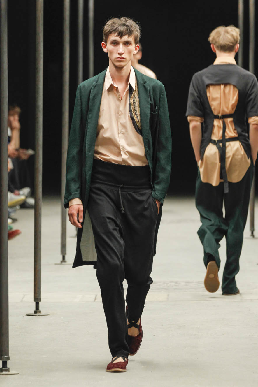 Dries-Van-Noten-ful-M-S15-P-043