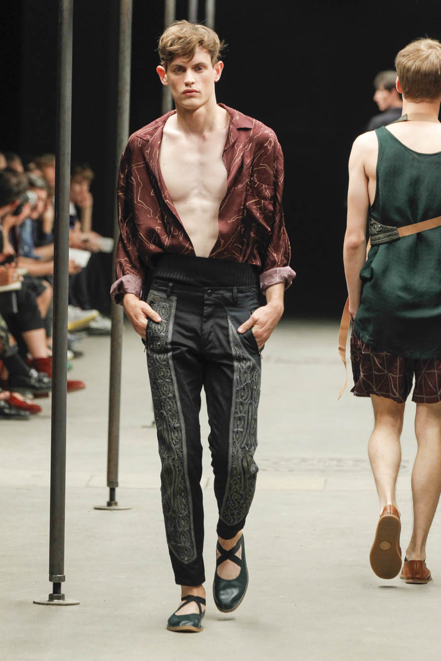 Dries-Van-Noten-ful-M-S15-P-049