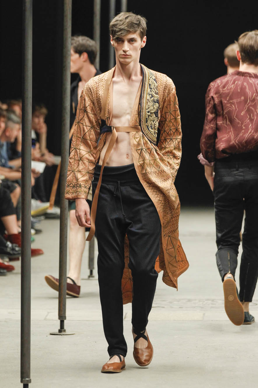 Dries-Van-Noten-ful-M-S15-P-050