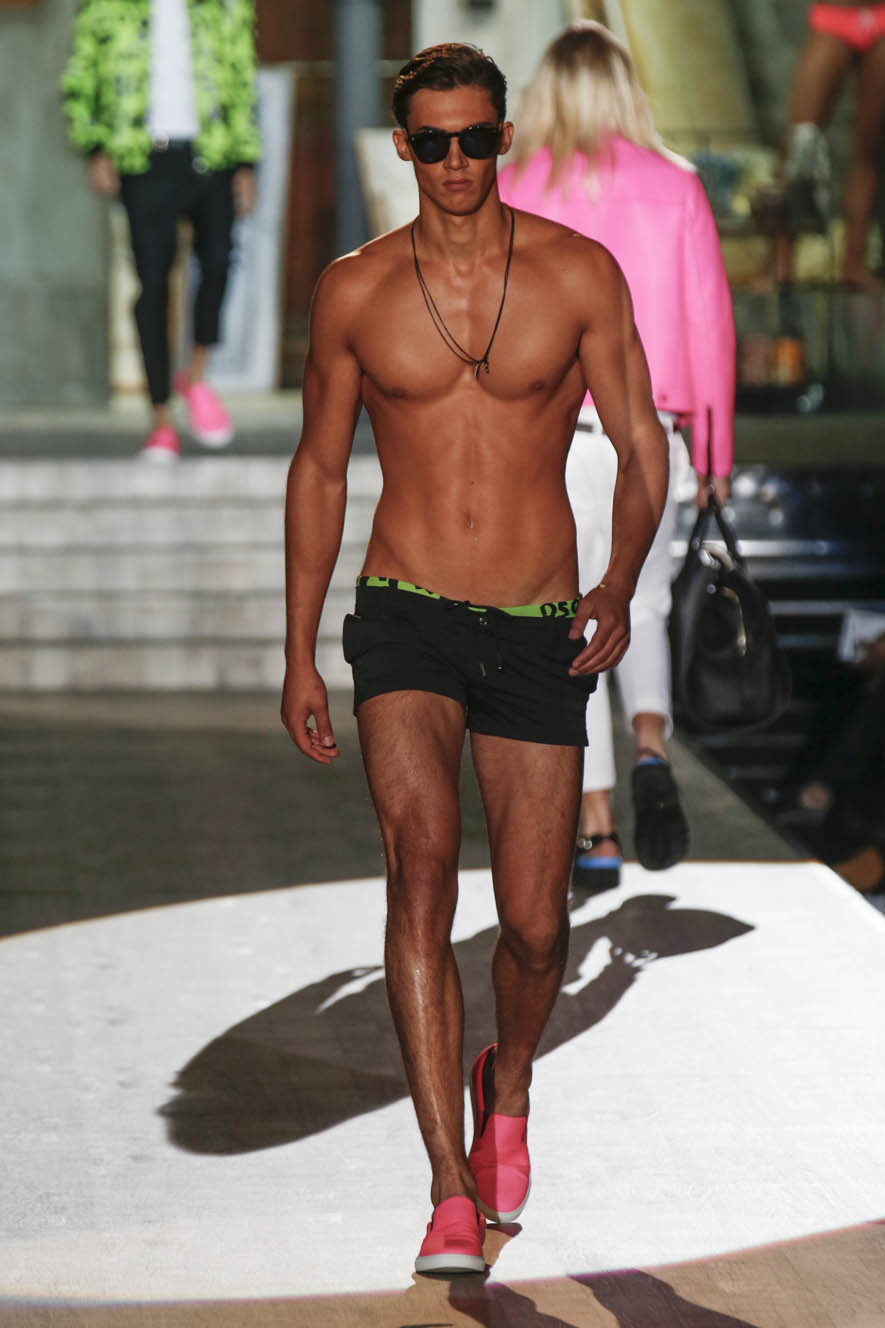 Dsquared2-ful-M-S15-M-023