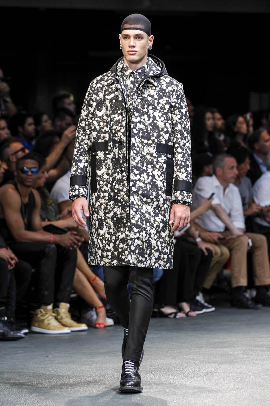Givenchy-ful-M-S15-P-013