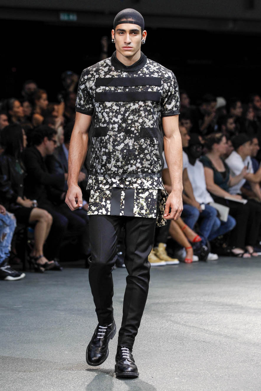 Givenchy-ful-M-S15-P-020