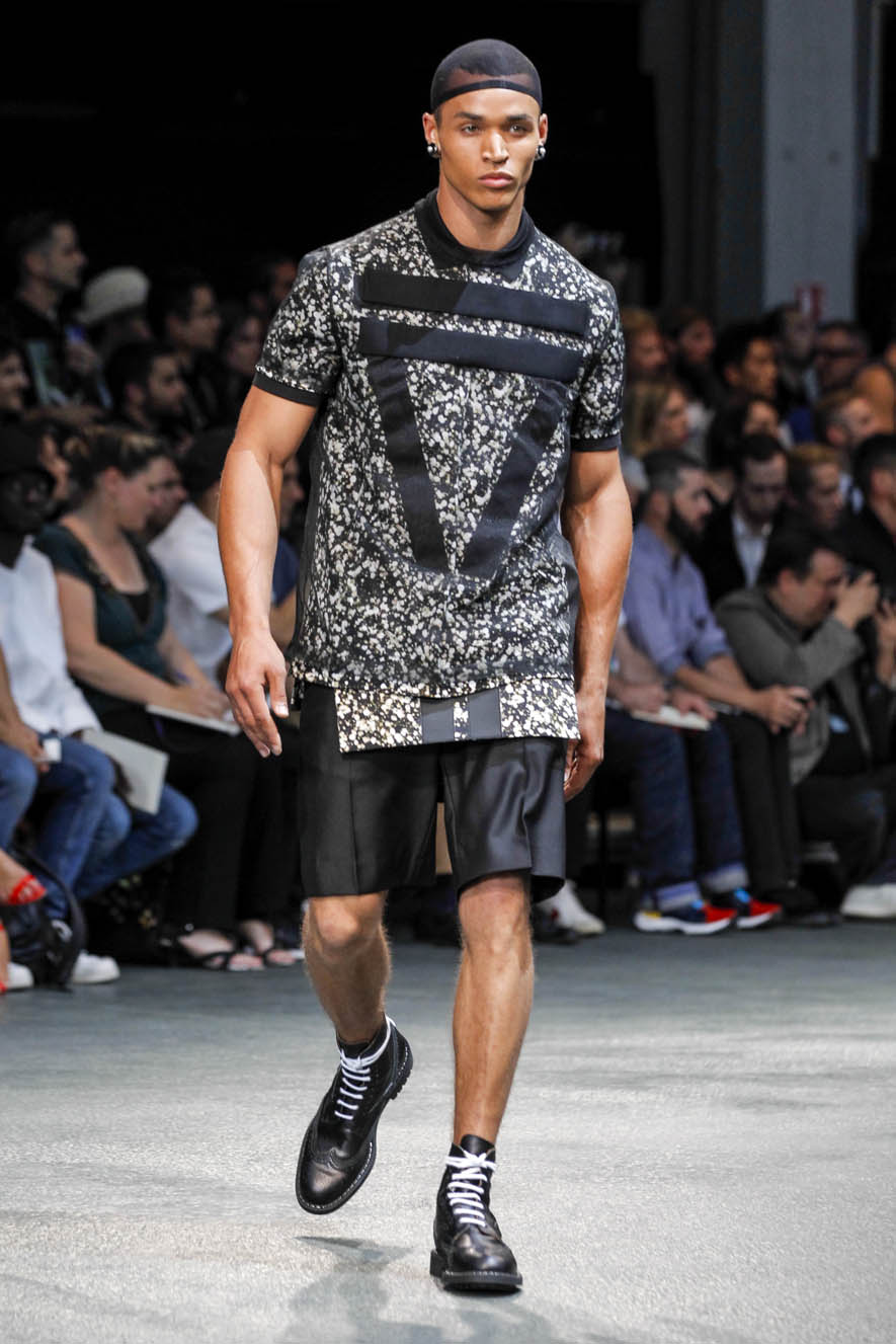 Givenchy-ful-M-S15-P-022