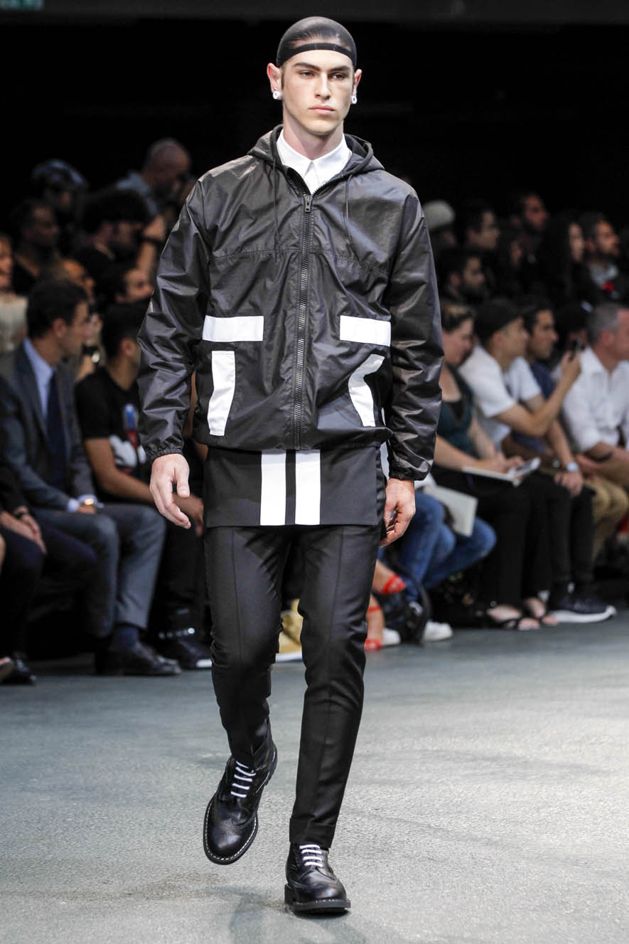 Givenchy-ful-M-S15-P-027