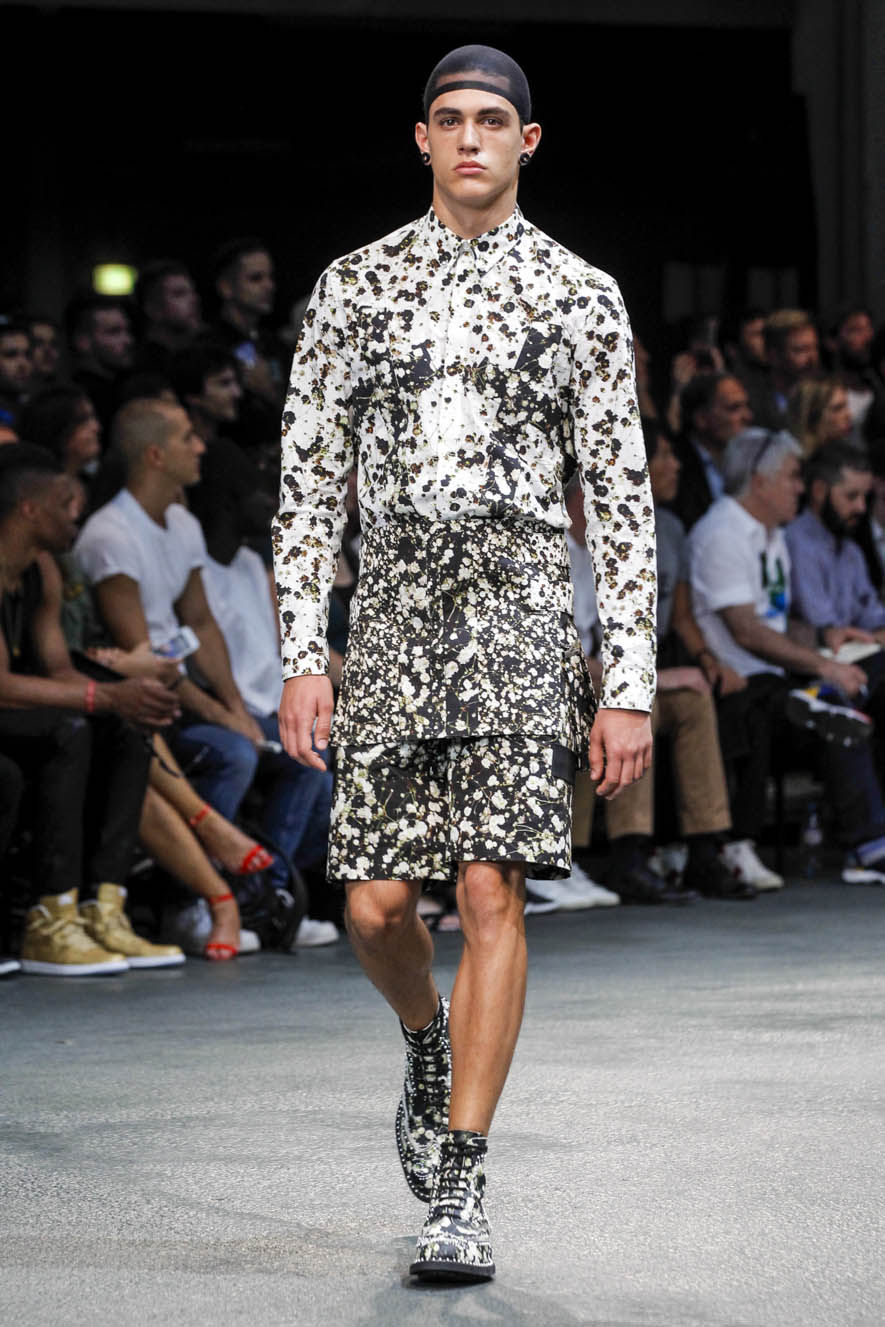 Givenchy-ful-M-S15-P-041