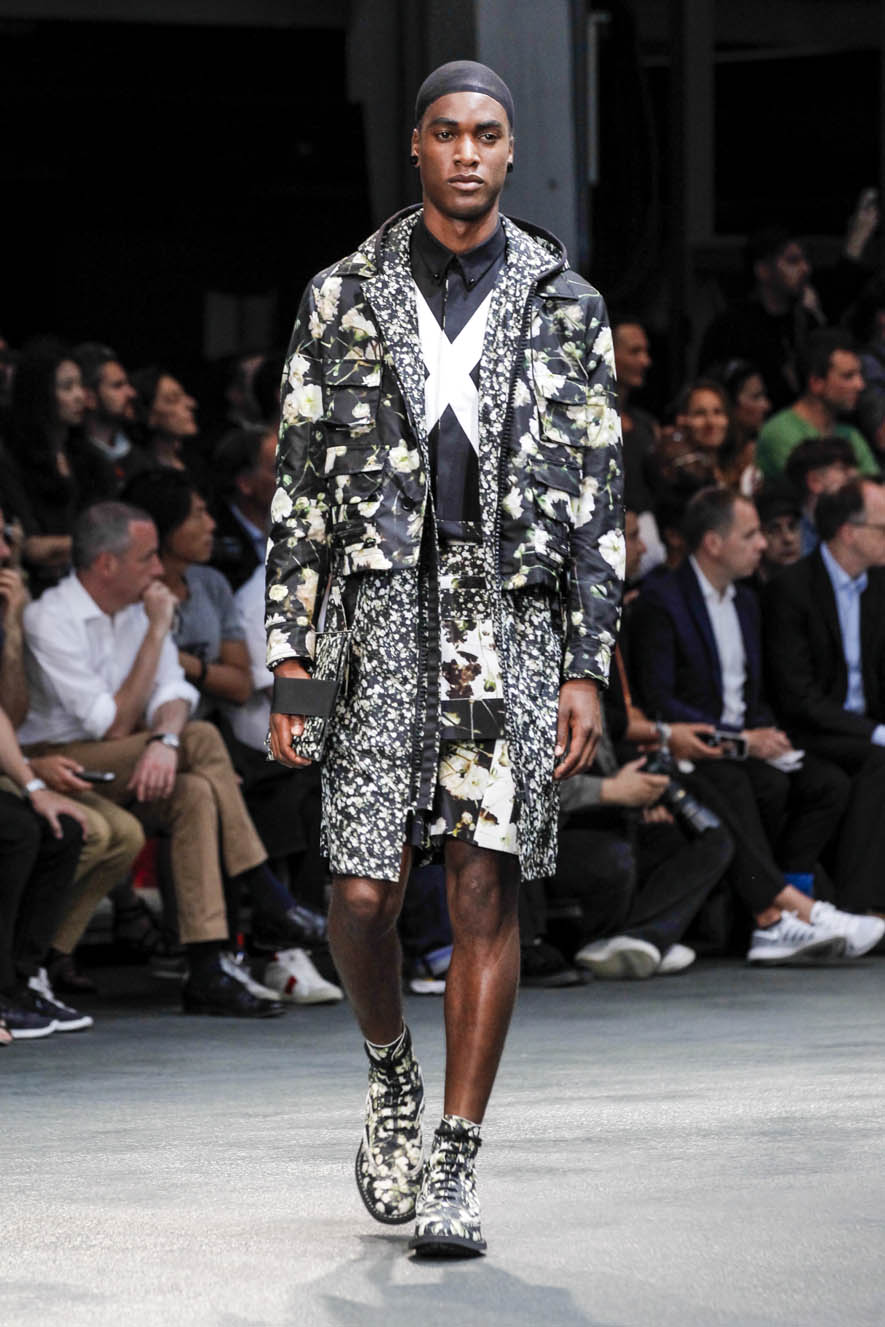 Givenchy-ful-M-S15-P-044
