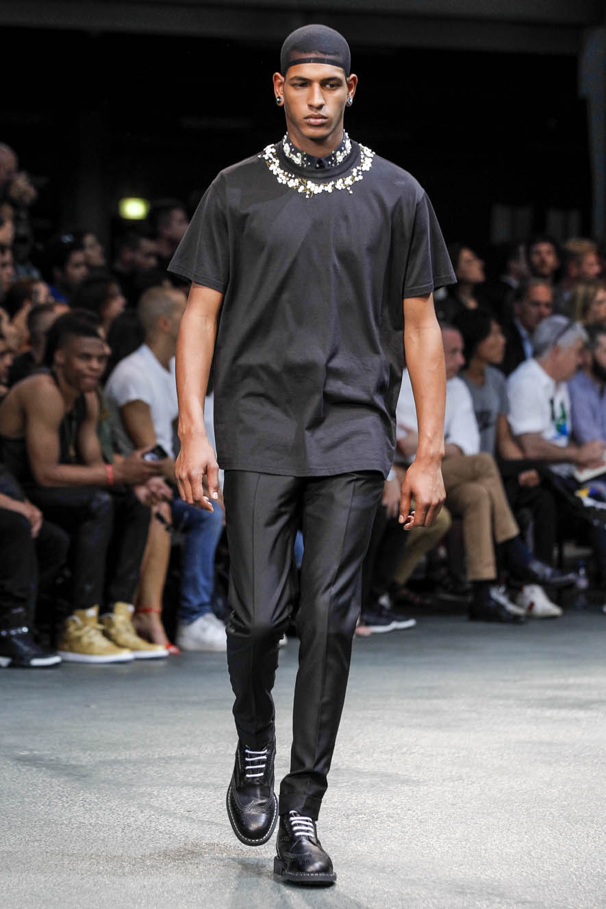 Givenchy-ful-M-S15-P-056