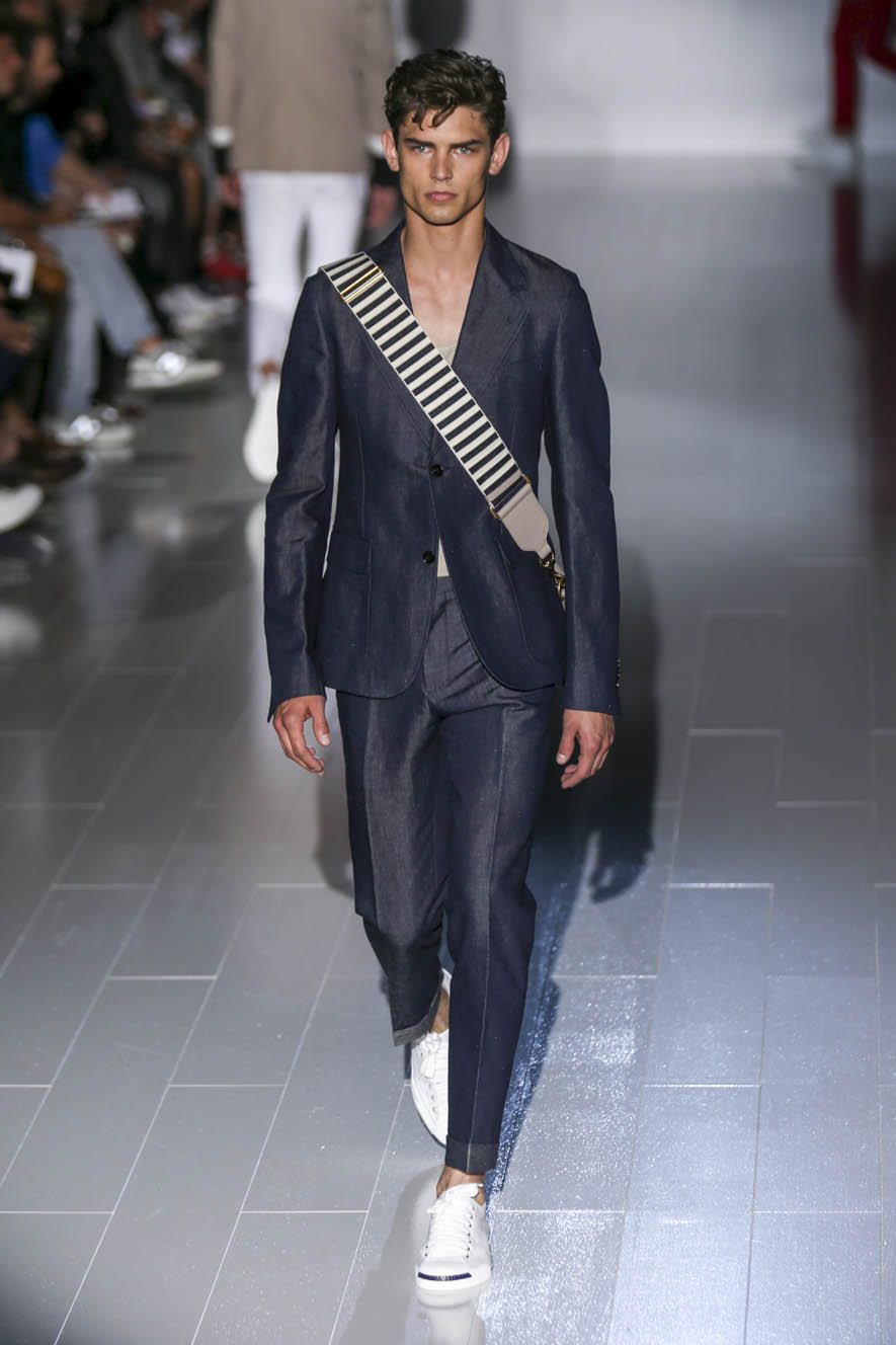 Gucci-ful-M-S15-M-014