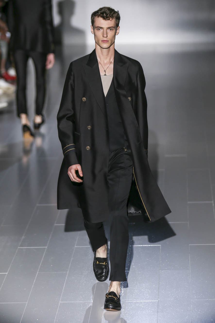 Gucci-ful-M-S15-M-032