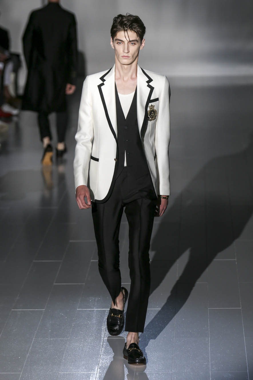 Gucci-ful-M-S15-M-033
