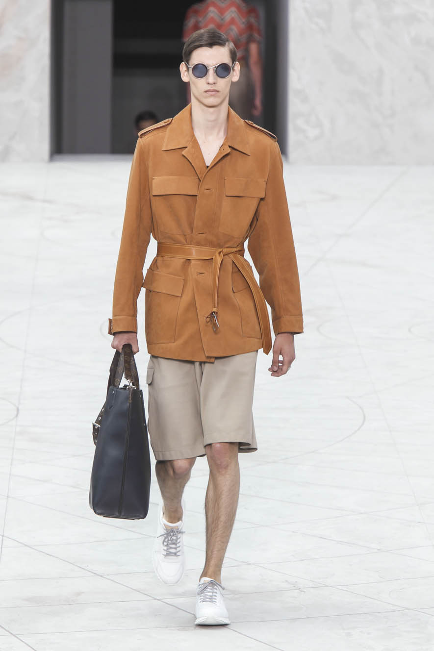 Louis-Vuitton-ful-M-S15-P-009