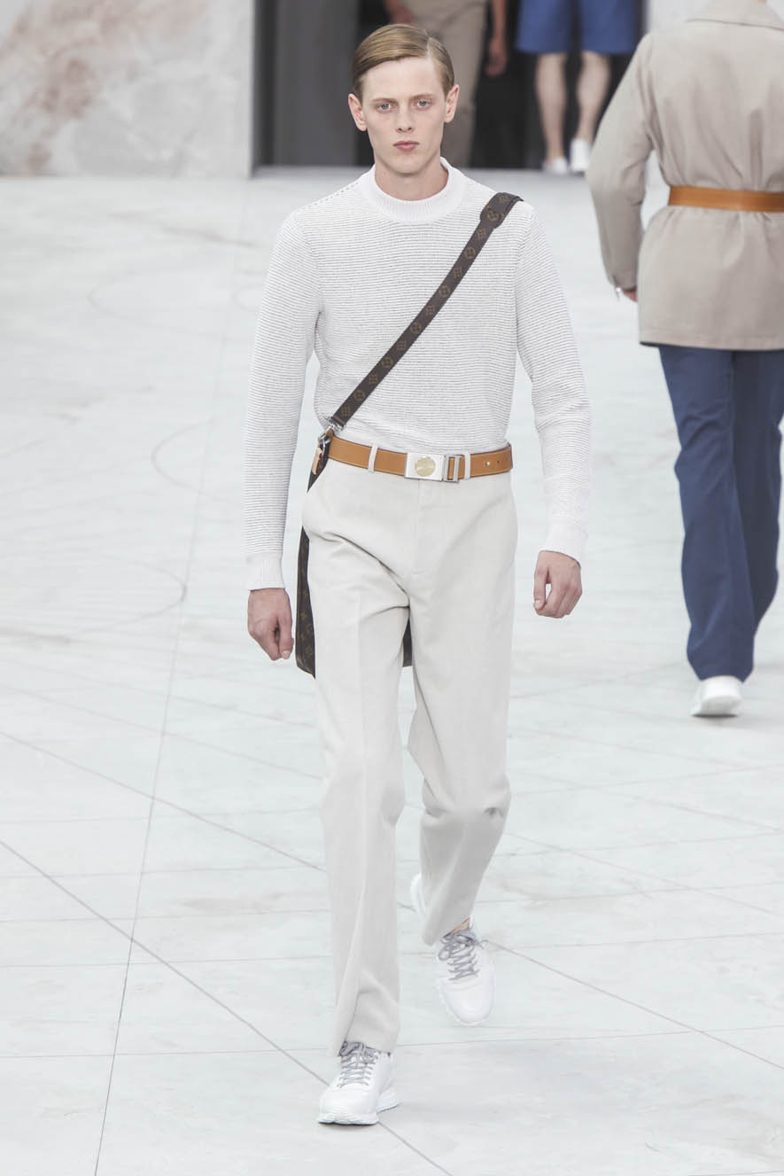 Louis-Vuitton-ful-M-S15-P-017