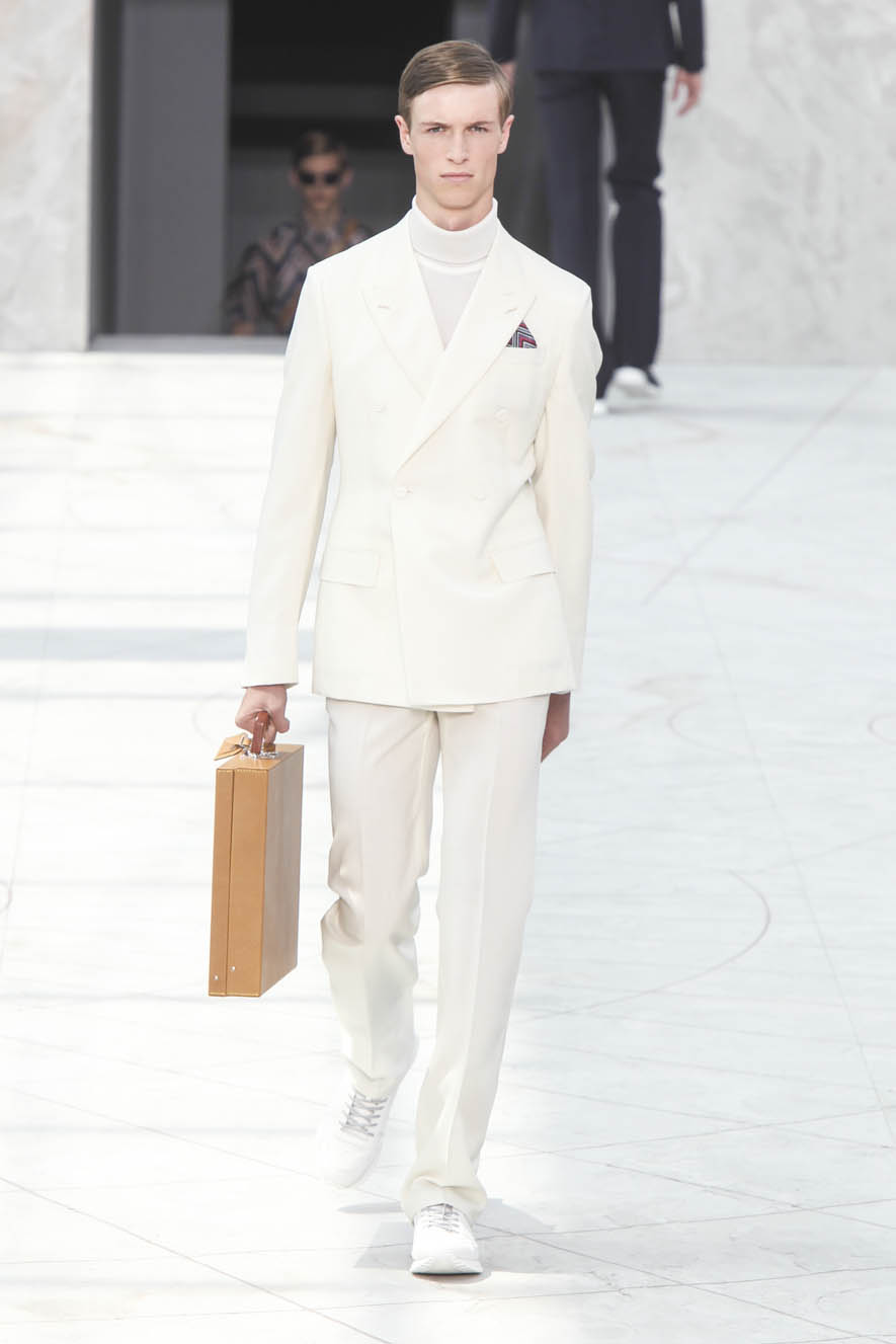 Louis-Vuitton-ful-M-S15-P-036