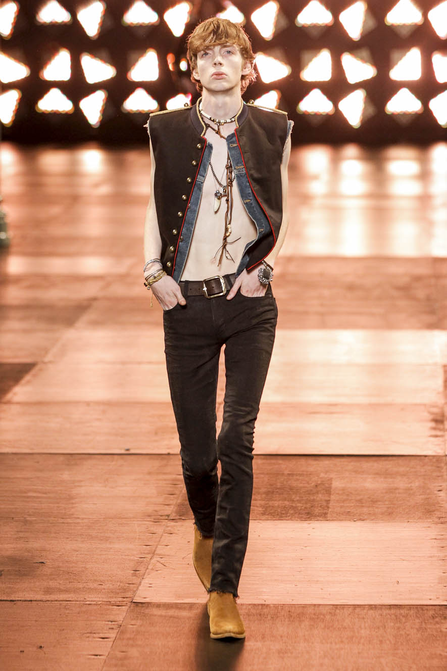 Saint-Laurent-ful-M-S15-P-007