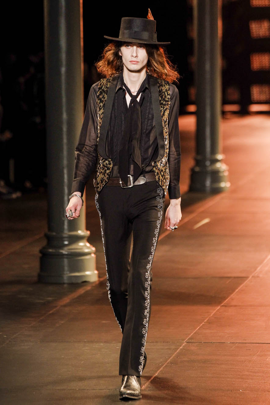 Saint-Laurent-ful-M-S15-P-053