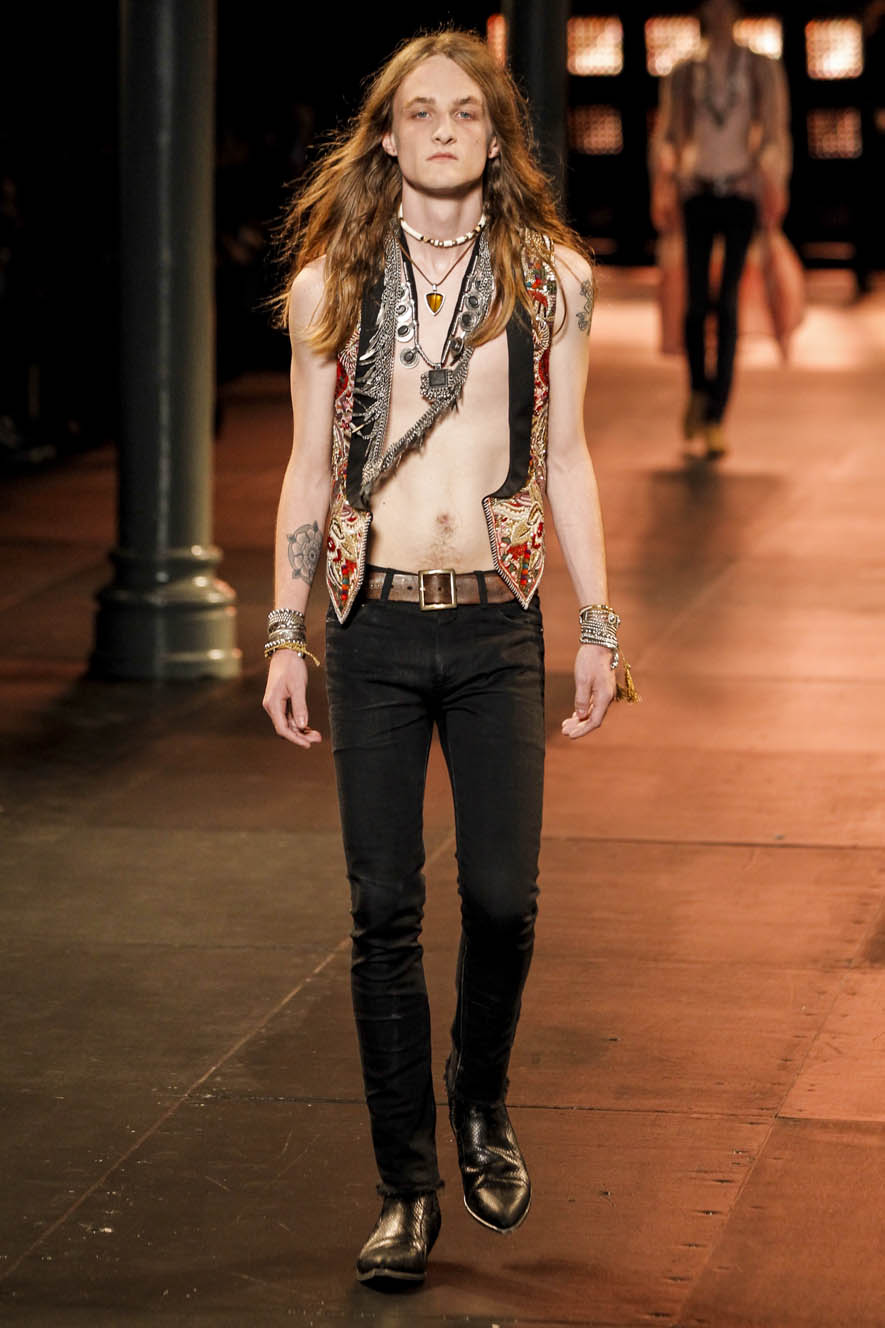 Saint-Laurent-ful-M-S15-P-059