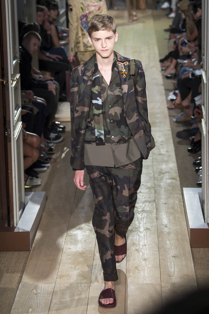 Valentino-ful-M-S15-P-040