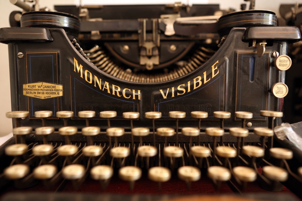 German NSA Investigation Committee Considers Typewriters Out of Data Leak Concerns As Sales Rise
