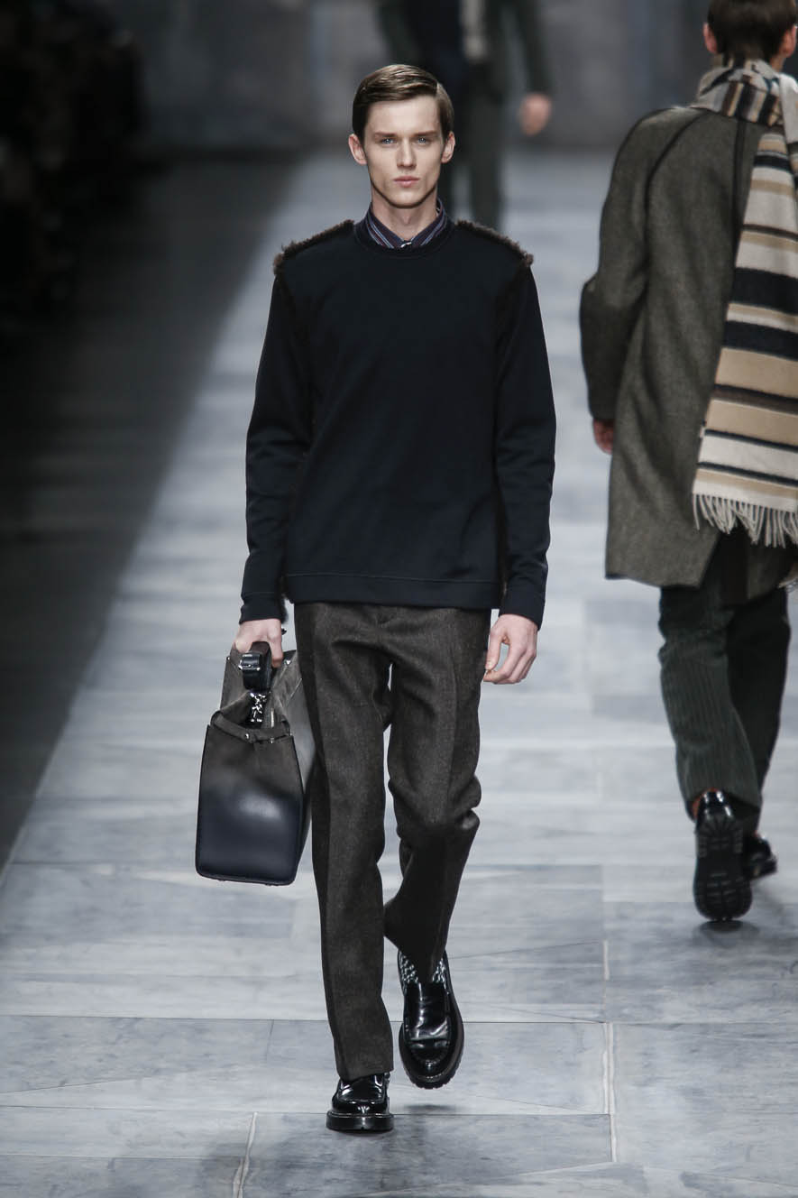 Fendi_ful_M_F15_MI_002
