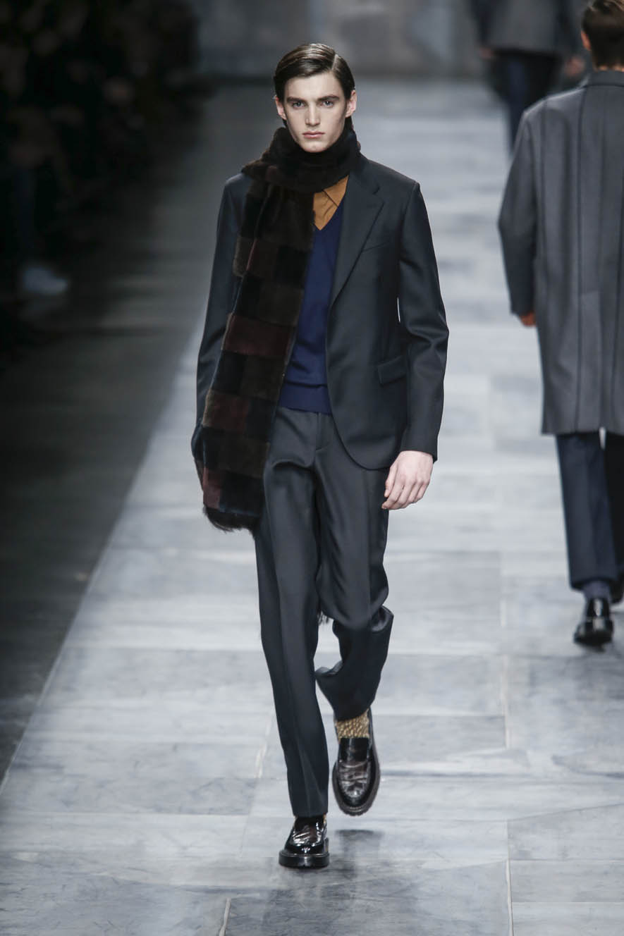 Fendi_ful_M_F15_MI_043