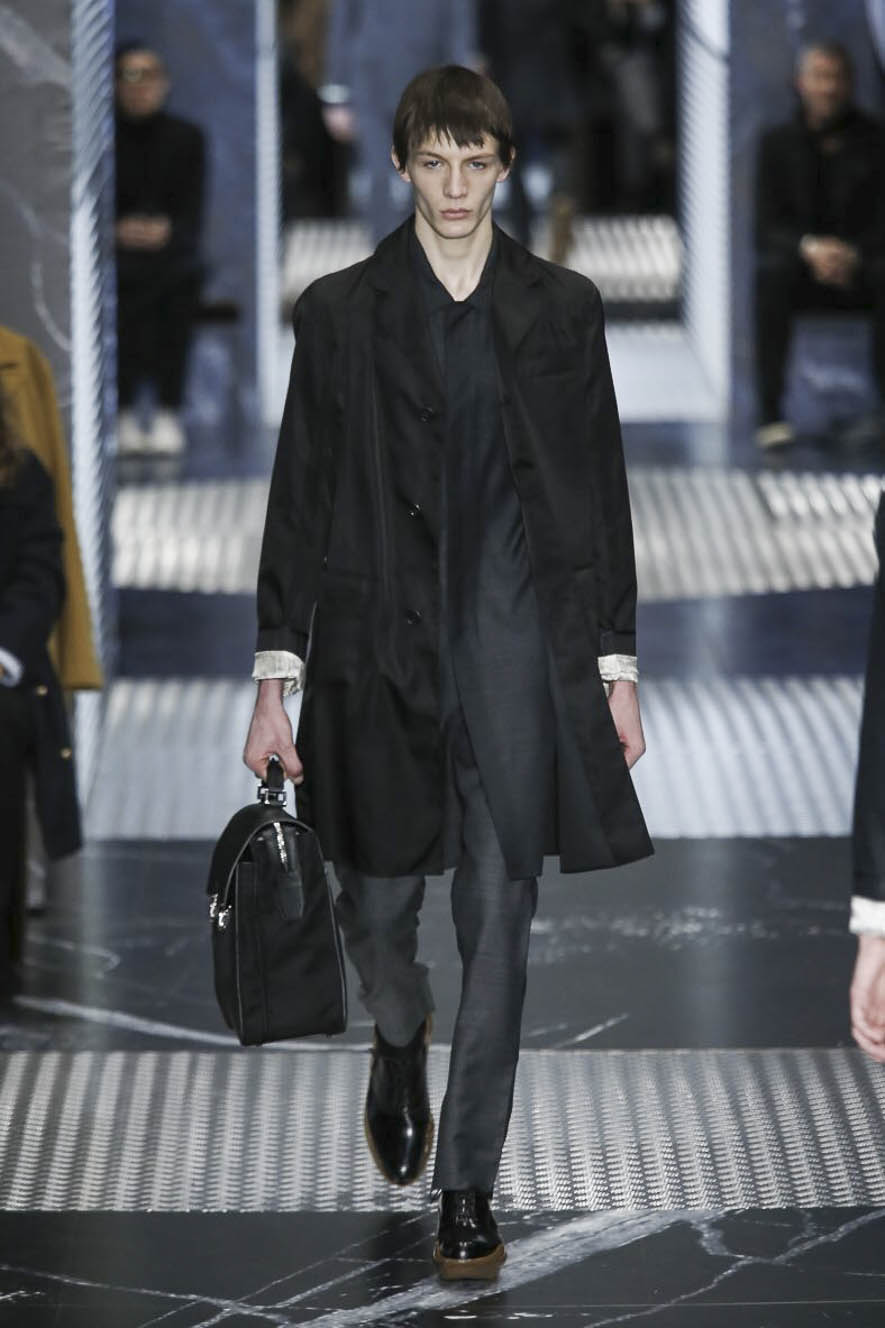 Prada_ful_M_F15_MI_009
