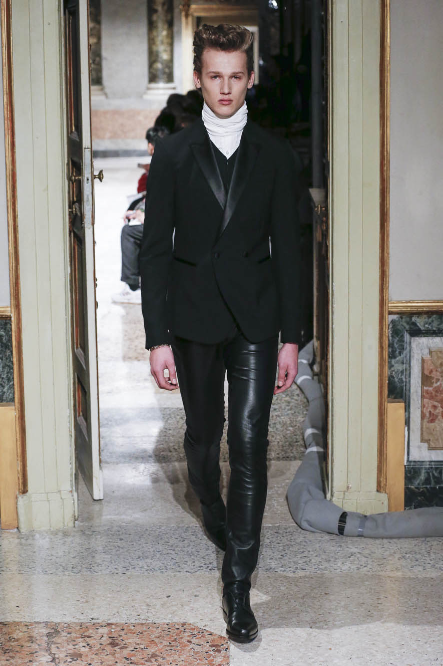 Roberto-Cavalli_ful_M_F15_MI_029