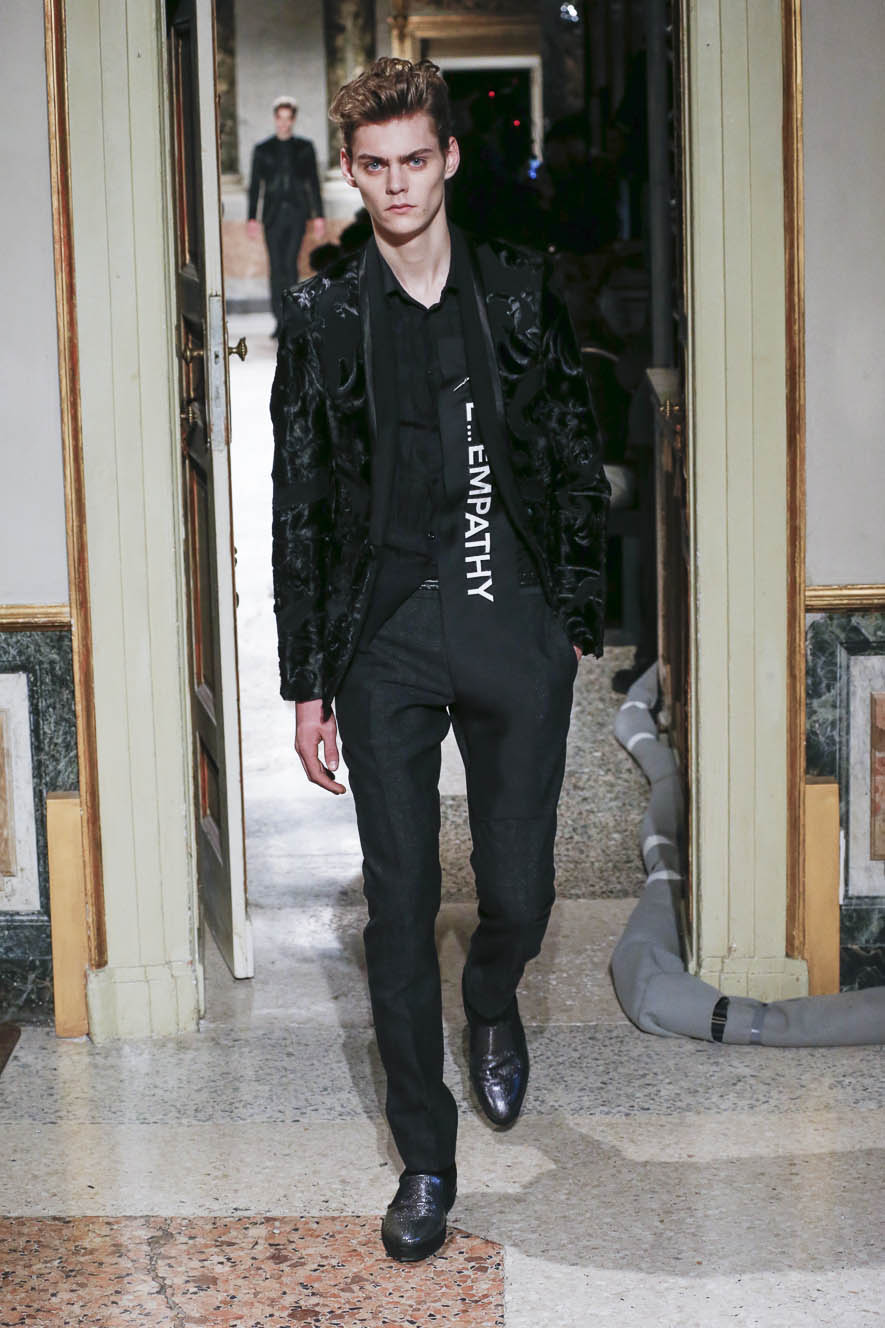 Roberto-Cavalli_ful_M_F15_MI_037