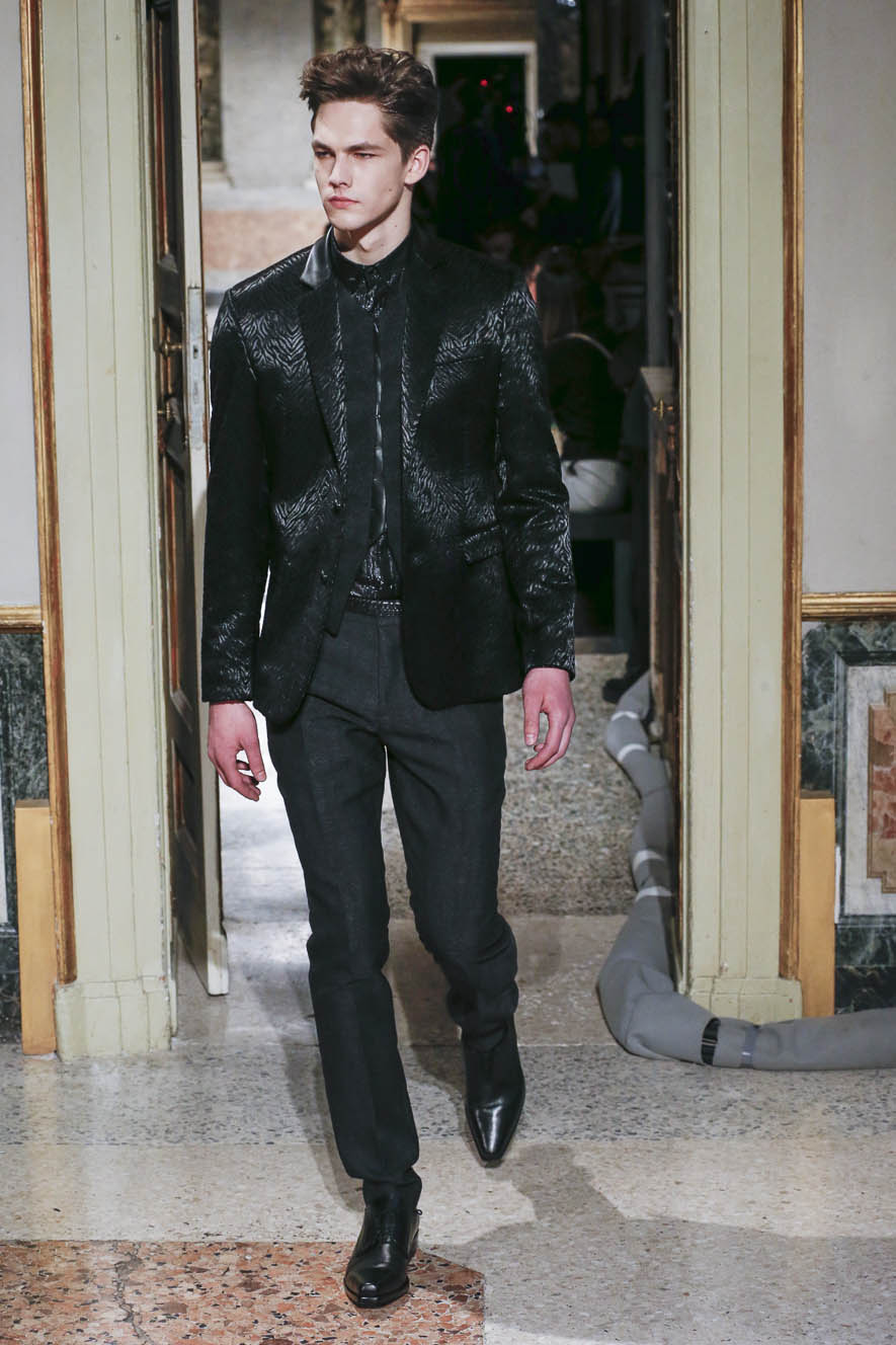 Roberto-Cavalli_ful_M_F15_MI_038