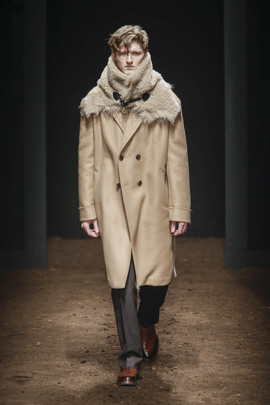 Salvatore-Ferragamo_ful_M_F15_MI_036