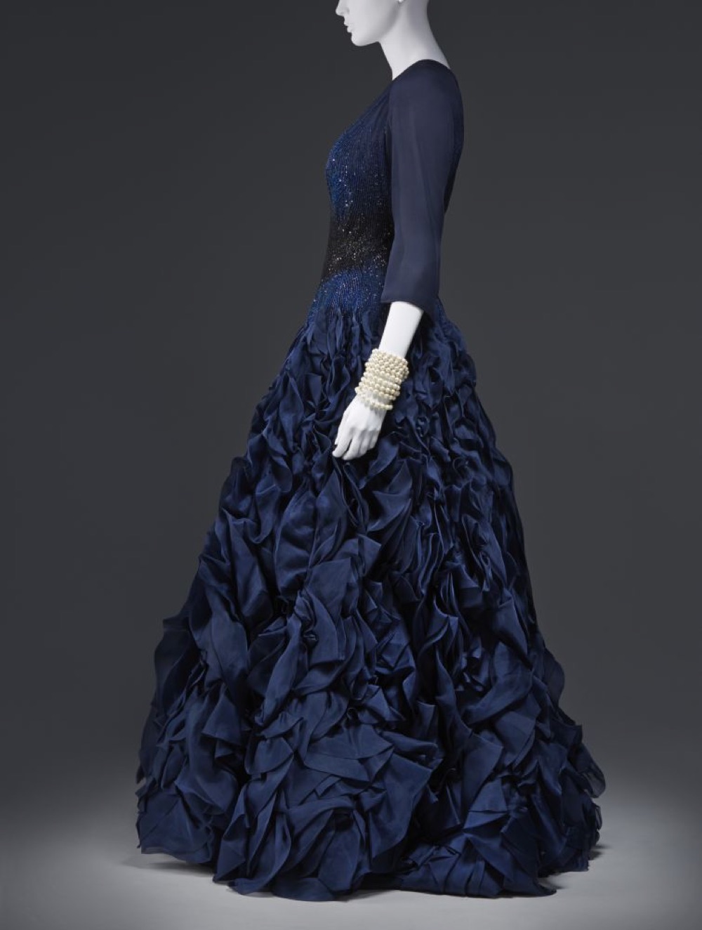 MTI3OTA1Mzg1ODQyNTI2MjE4