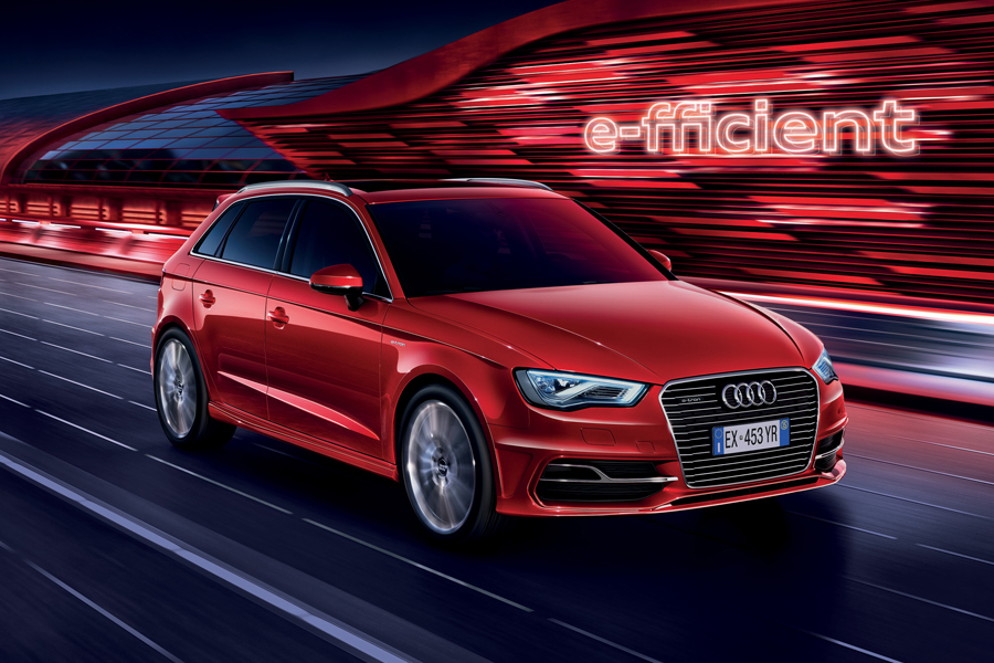 audi-A3-etron audi-a3-e-tron-futuro-mobilita-su-strada
